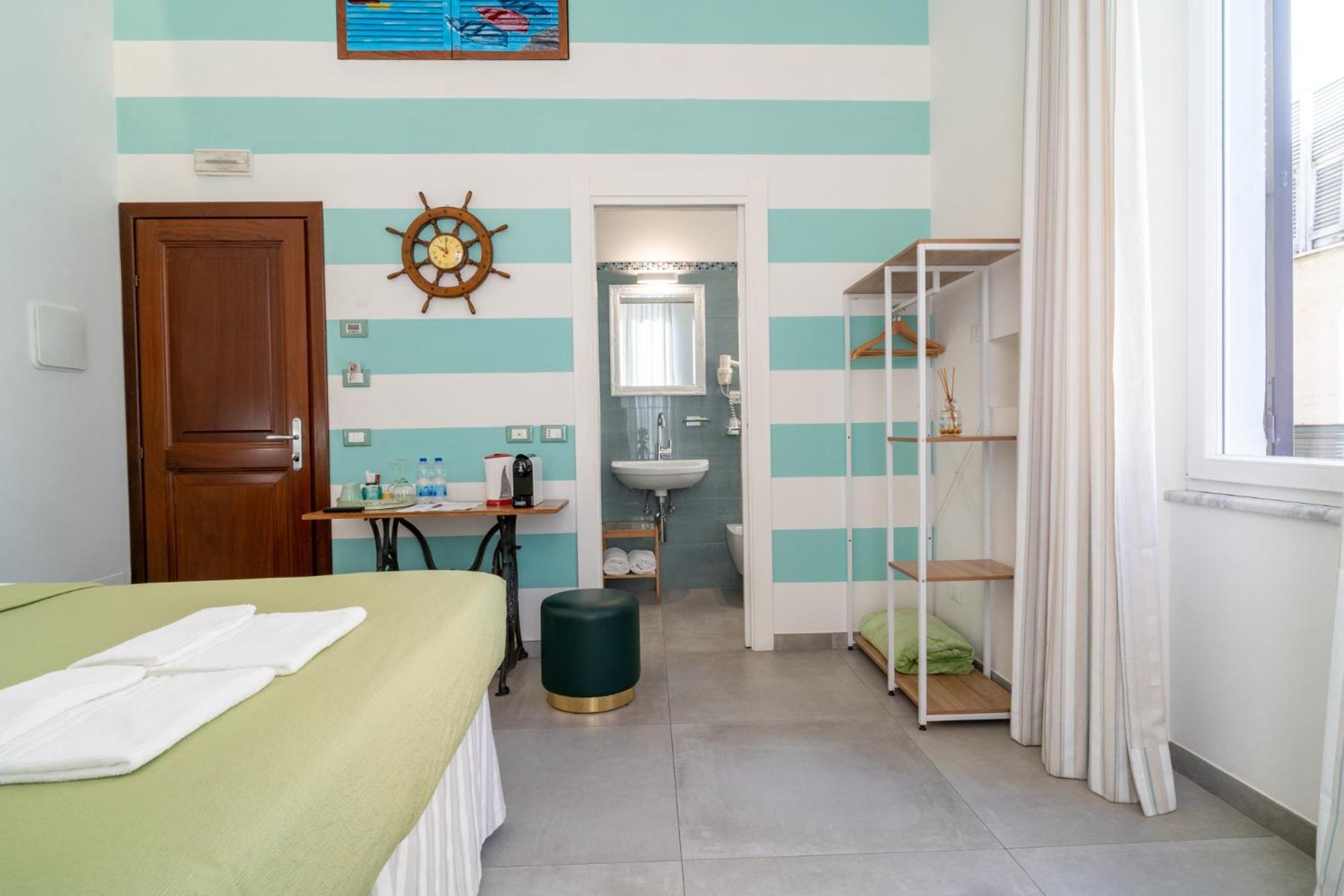 Teresa Rooms & Suites La Spezia Exterior photo